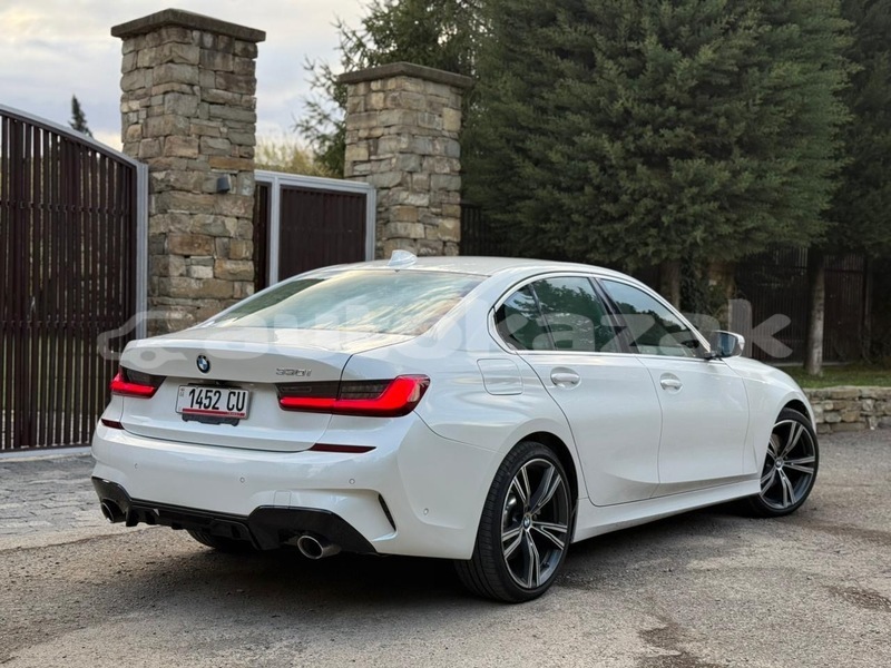 Big with watermark bmw 3 series taraz georgiyev 5924