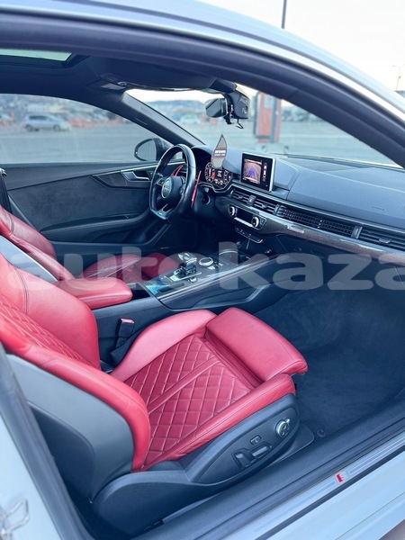 Big with watermark audi s5 taraz georgiyev 5932