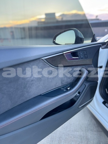 Big with watermark audi s5 taraz georgiyev 5932