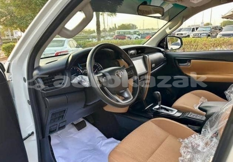Big with watermark toyota fortuner karagandi aktau 5937