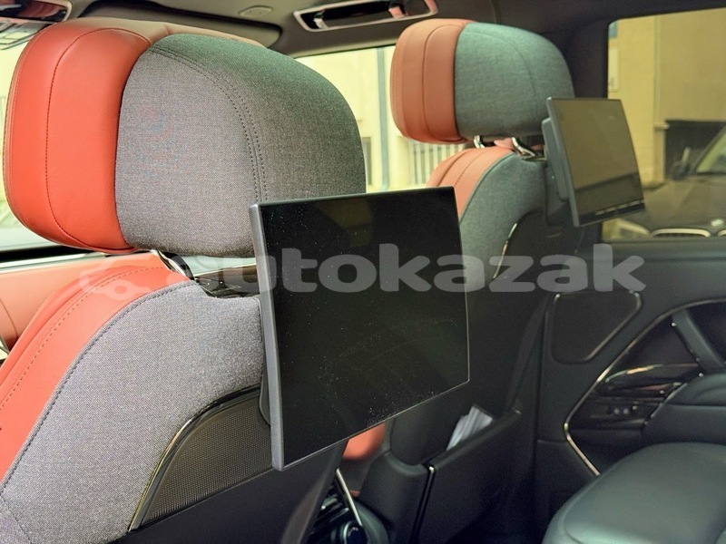 Big with watermark land rover range rover sport taraz georgiyev 5940