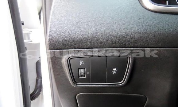 Buy Used Hyundai Tucson White Car in Almaty in Almati Buy Used Hyundai Tucson White Car in Almaty in Almati