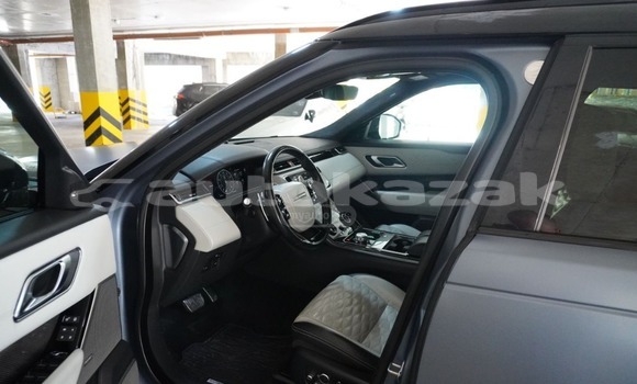 Buy Used Land Rover Range Rover Velar Blue Car in Georgiyev in Taraz Buy Used Land Rover Range Rover Velar Blue Car in Georgiyev in Taraz