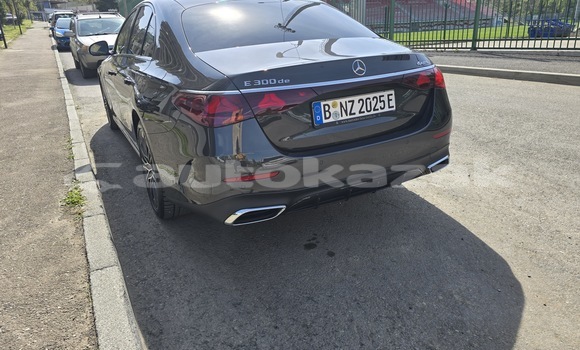 Buy Used Mercedes-Benz E–Class Black Car in Georgiyev in Taraz Buy Used Mercedes-Benz E–Class Black Car in Georgiyev in Taraz