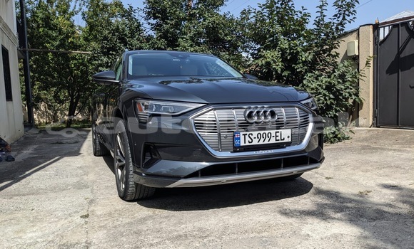 Buy Used Audi quattro Silver Car in Georgiyev in Taraz Buy Used Audi quattro Silver Car in Georgiyev in Taraz