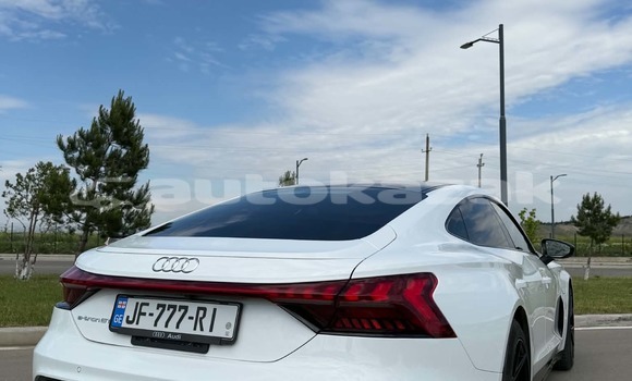 Buy Used Audi quattro White Car in Georgiyev in Taraz Buy Used Audi quattro White Car in Georgiyev in Taraz