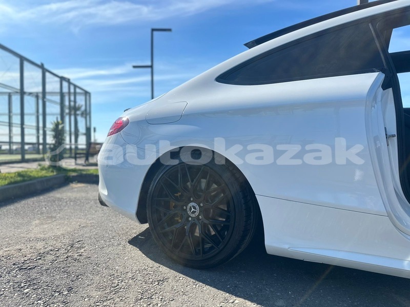 Big with watermark mercedes benz c class taraz georgiyev 5968