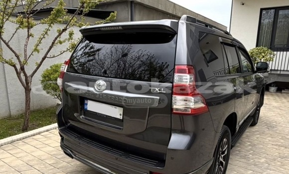 Buy Used Toyota Land Cruiser Prado Silver Car in Georgiyev in Taraz Buy Used Toyota Land Cruiser Prado Silver Car in Georgiyev in Taraz