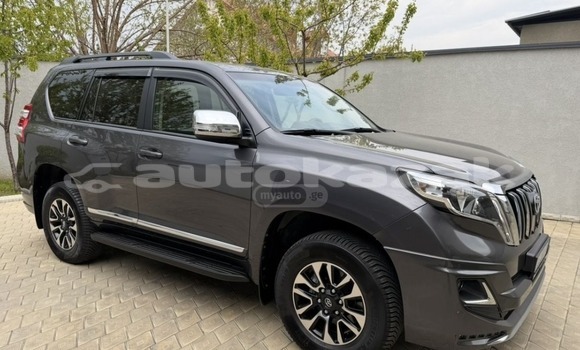 Buy Used Toyota Land Cruiser Prado Silver Car in Georgiyev in Taraz Buy Used Toyota Land Cruiser Prado Silver Car in Georgiyev in Taraz