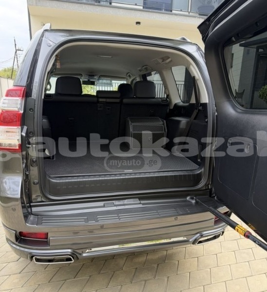 Big with watermark toyota land cruiser prado taraz georgiyev 5969