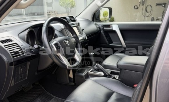 Buy Used Toyota Land Cruiser Prado Silver Car in Georgiyev in Taraz Buy Used Toyota Land Cruiser Prado Silver Car in Georgiyev in Taraz