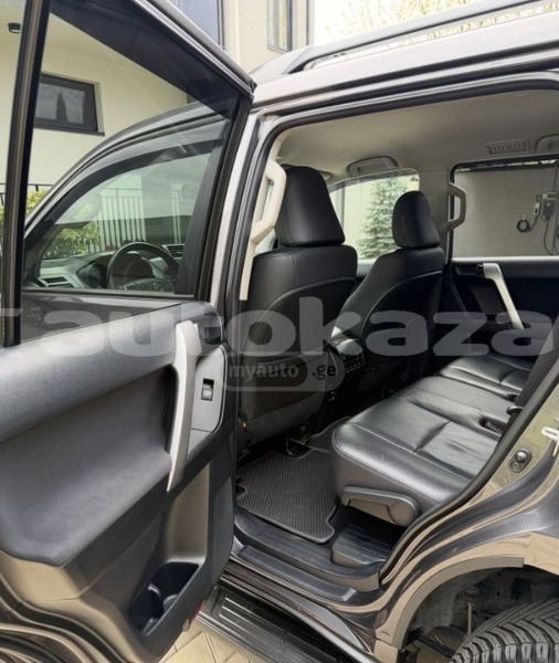 Big with watermark toyota land cruiser prado taraz georgiyev 5969