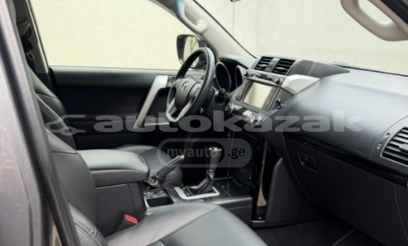 Buy Used Toyota Land Cruiser Prado Silver Car in Georgiyev in Taraz Buy Used Toyota Land Cruiser Prado Silver Car in Georgiyev in Taraz