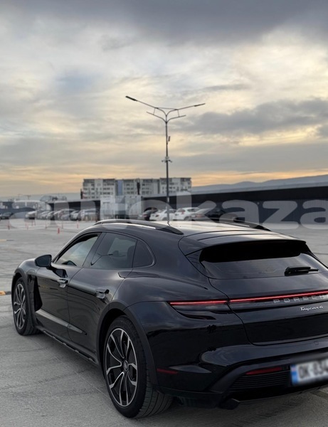 Big with watermark porsche panamera taraz georgiyev 5971
