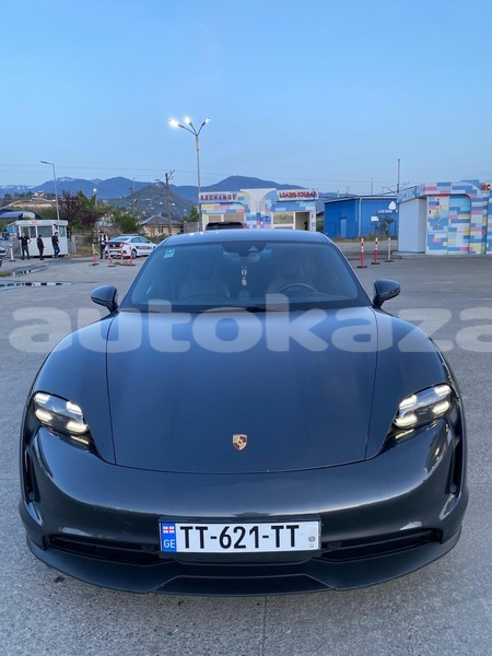 Big with watermark porsche panamera taraz georgiyev 5977