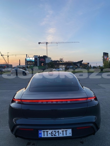 Big with watermark porsche panamera taraz georgiyev 5977