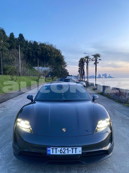 Big with watermark porsche panamera taraz georgiyev 5977