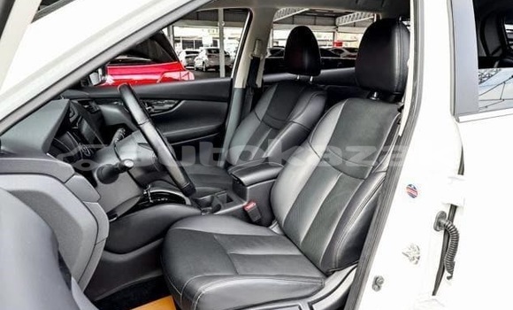 Buy Used Nissan X–Trail White Car in Aktau in Karagandi Buy Used Nissan X–Trail White Car in Aktau in Karagandi