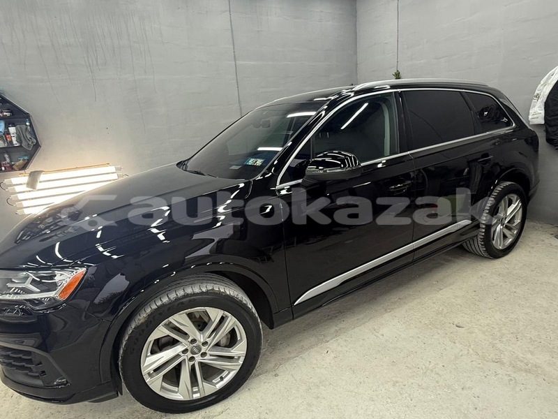 Big with watermark audi q7 taraz georgiyev 5981