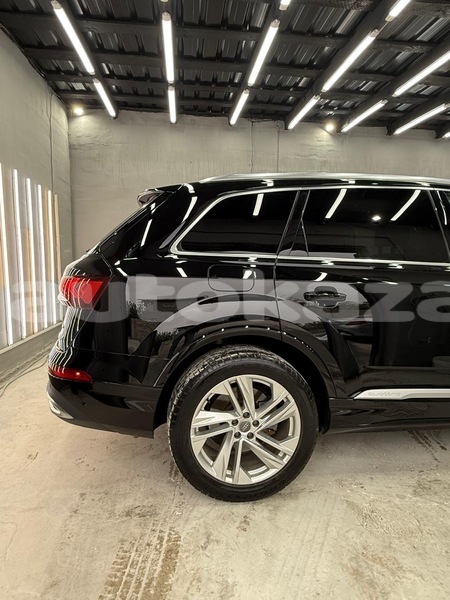 Big with watermark audi q7 taraz georgiyev 5981