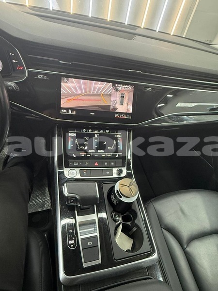Big with watermark audi q7 taraz georgiyev 5981