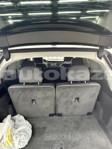 Big with watermark audi q7 taraz georgiyev 5981