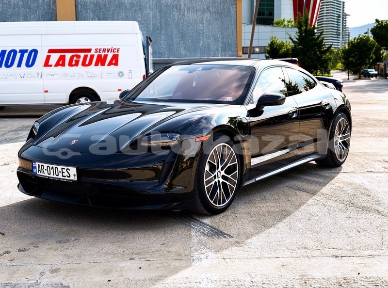 Big with watermark porsche panamera taraz georgiyev 5983