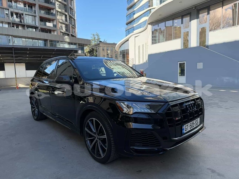 Big with watermark audi sq7 taraz georgiyev 5986