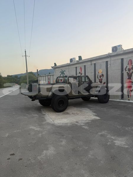 Big with watermark jeep wrangler taraz georgiyev 5999