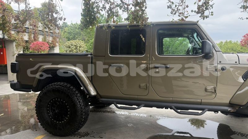 Big with watermark jeep wrangler taraz georgiyev 5999