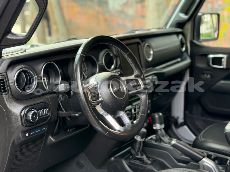 Big with watermark jeep wrangler almati almati 6015