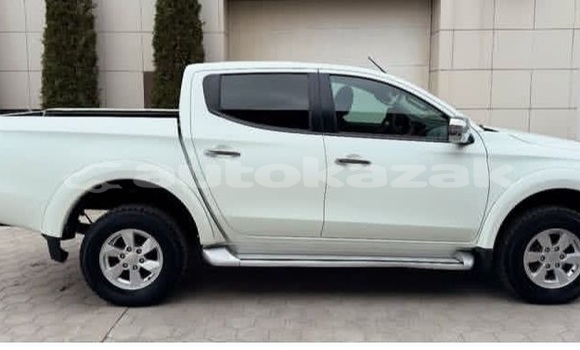 Buy Used Mitsubishi L200 White Car in Aktau in Karagandi Buy Used Mitsubishi L200 White Car in Aktau in Karagandi