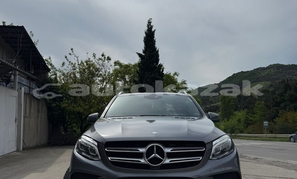 Buy Used Mercedes-Benz GLE Silver Car in Georgiyev in Taraz