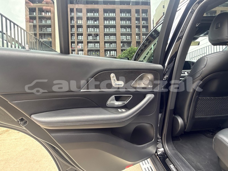 Big with watermark mercedes benz gle taraz georgiyev 6028