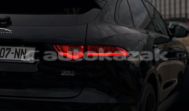 Big with watermark jaguar f type taraz georgiyev 6034