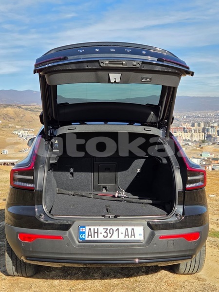 Big with watermark volvo xc40 taraz georgiyev 6040