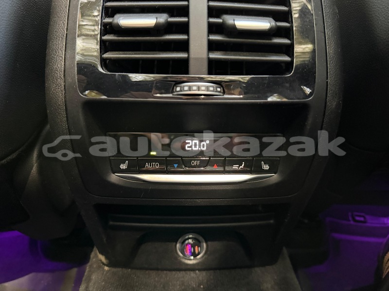 Big with watermark bmw x3 taraz georgiyev 6043