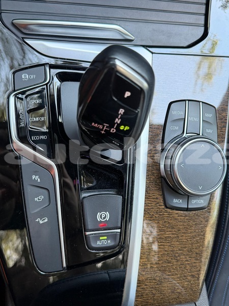Big with watermark bmw x3 taraz georgiyev 6043