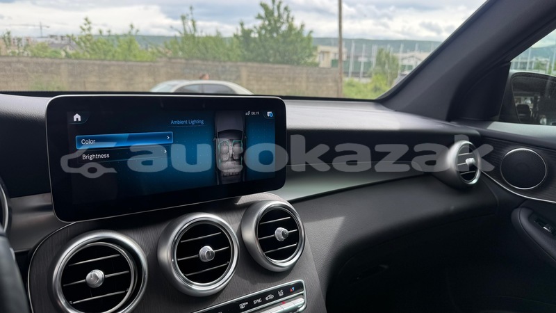 Big with watermark mercedes benz glc taraz georgiyev 6049