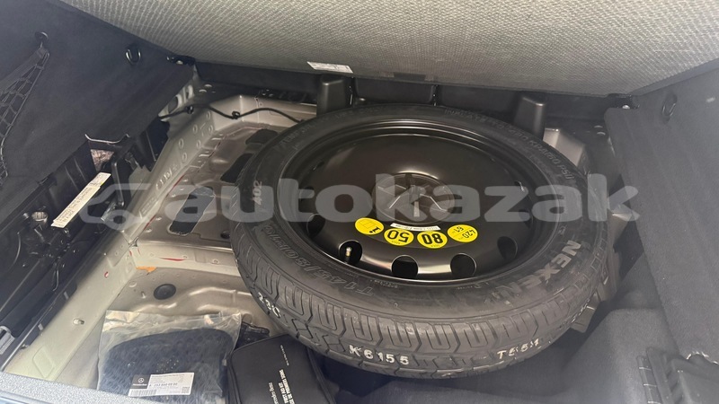 Big with watermark mercedes benz glc taraz georgiyev 6049