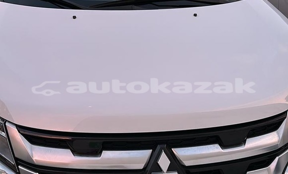 Buy Import Mitsubishi ASX White Car in Abay in Karagandi Buy Import Mitsubishi ASX White Car in Abay in Karagandi