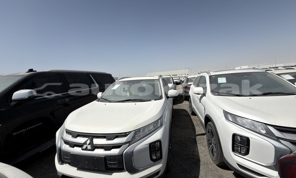 Buy Import Mitsubishi ASX White Car in Abay in Karagandi Buy Import Mitsubishi ASX White Car in Abay in Karagandi