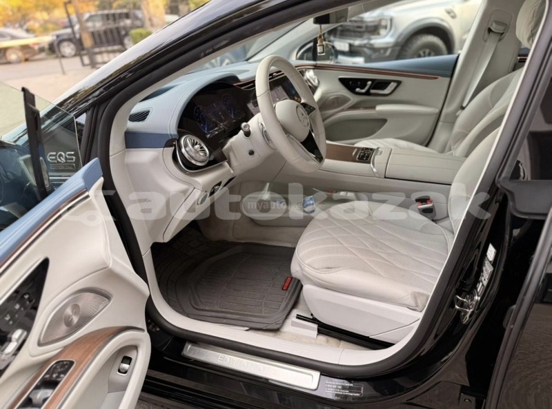 Big with watermark mercedes benz esprit taraz georgiyev 6060