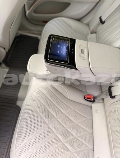 Big with watermark mercedes benz esprit taraz georgiyev 6060