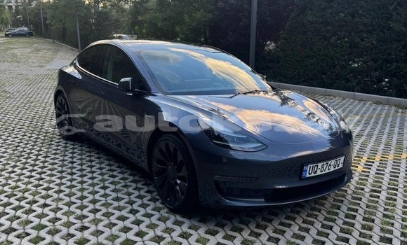 Buy Used Tesla Model 3 Black Car in Georgiyev in Taraz Buy Used Tesla Model 3 Black Car in Georgiyev in Taraz