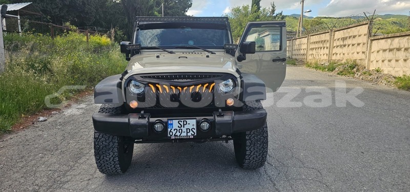Big with watermark jeep wrangler taraz georgiyev 6065