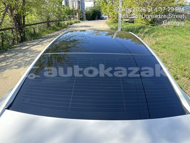 Big with watermark bmw 8 series taraz georgiyev 6076