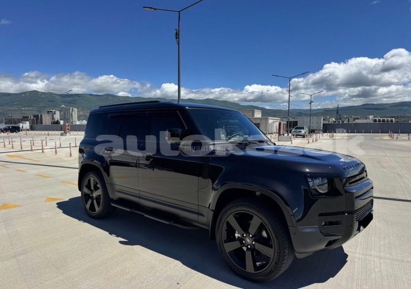 Big with watermark land rover defender taraz georgiyev 6077