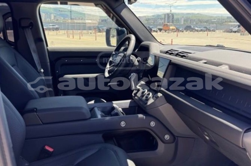 Big with watermark land rover defender taraz georgiyev 6077