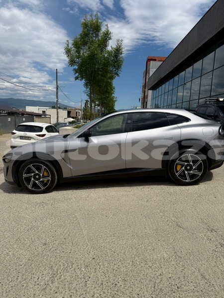 Big with watermark yo mobile e krossover taraz georgiyev 6088